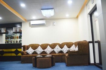 999 Hotel 3*