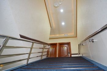 999 Hotel 3*