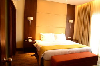 Hotel Monticello 4*