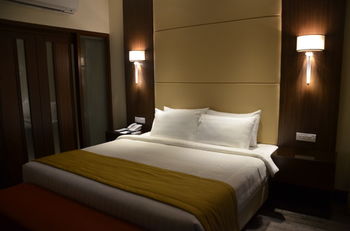 Hotel Monticello 4*