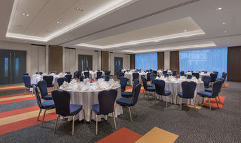 Park Inn By Radisson Clark 4*