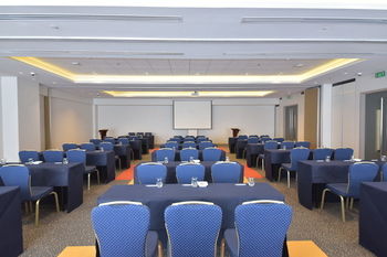 Park Inn By Radisson Clark 4*