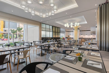 Park Inn By Radisson Clark 4*