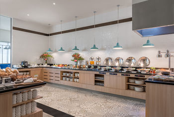 Park Inn By Radisson Clark 4*