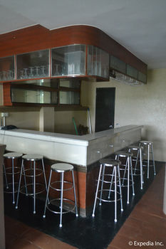 The Q Hotel & Restaurant 3*