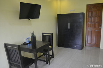 The Q Hotel & Restaurant 3*