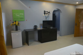 The Q Hotel & Restaurant 3*