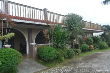 The Q Hotel & Restaurant 3*