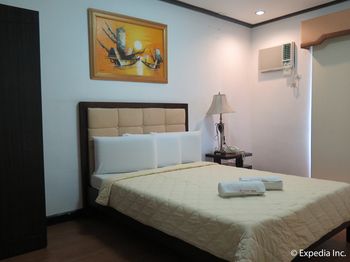 D'Leonor Hotel 3*