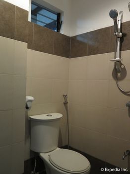 D'Leonor Hotel 3*
