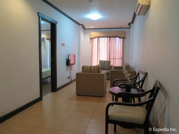 D'Leonor Hotel 3*