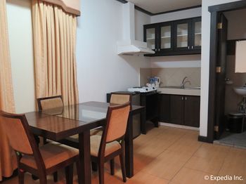 D'Leonor Hotel 3*