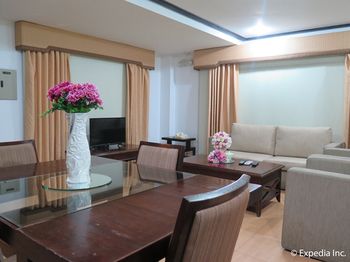 D'Leonor Hotel 3*