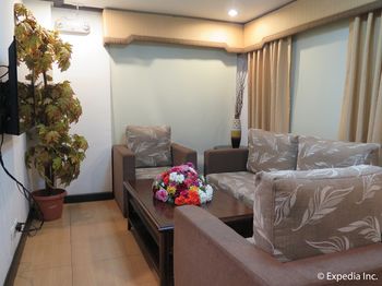 D'Leonor Hotel 3*