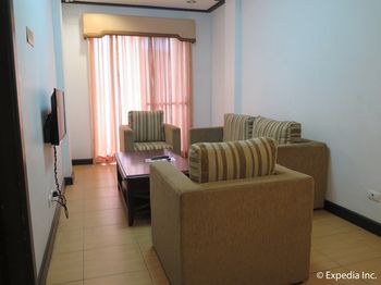 D'Leonor Hotel 3*