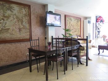 D'Leonor Hotel 3*