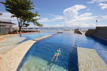 1521 Mactan Resort 3*