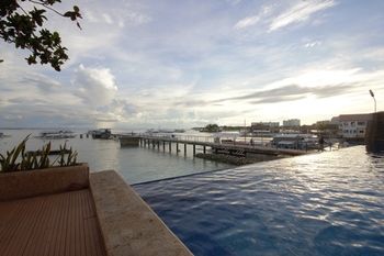 1521 Mactan Resort 3*