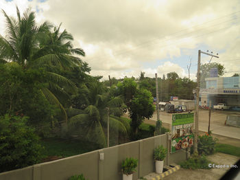 717 Cesar Place Hotel 3*