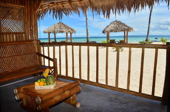 Amihan Beach Cabanas 3*