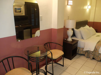 DM Residente Inns and Villas 3*