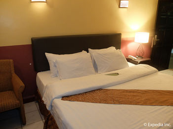 DM Residente Inns and Villas 3*