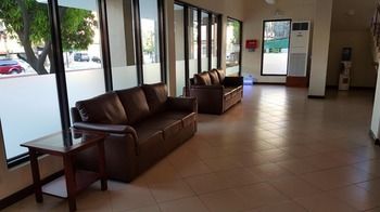 Governor Forbes Inn 2*