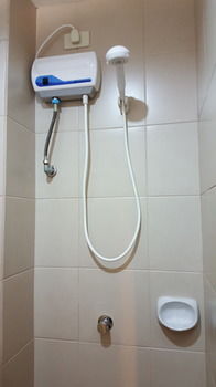 Governor Forbes Inn 2*