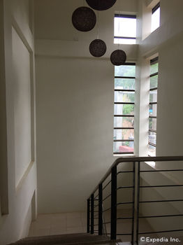 Coron Visitors Hotel 3*