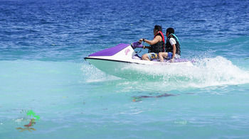 Jaynet Oceanview Resort 3*