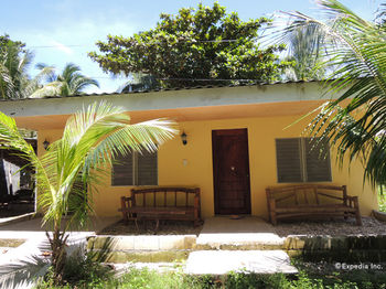 Gorion Beach Resort 3*