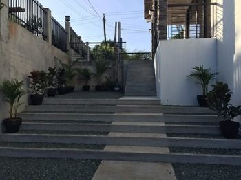Rangya Hotel 3*