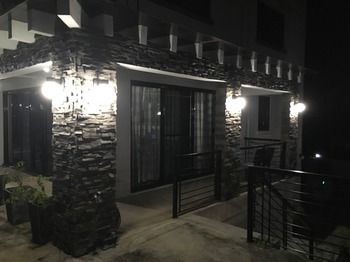 Rangya Hotel 3*