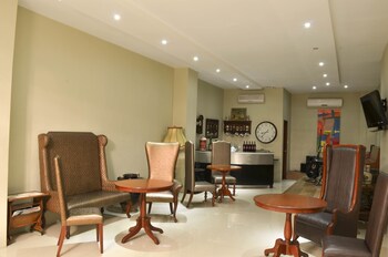Ritz Hotel 3*