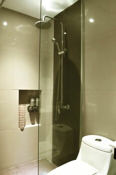 Ritz Hotel 3*