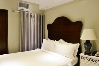 Ritz Hotel 3*