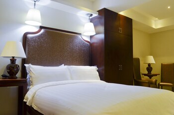 Ritz Hotel 3*