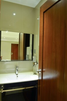 Ritz Hotel 3*