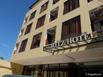 Ritz Hotel 3*