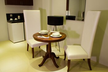 Ritz Hotel 3*
