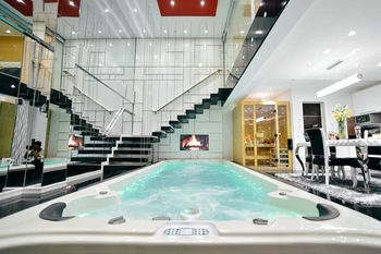 Luks Lofts Hotel & Residences 5*