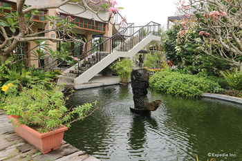 Bravo Resorts - Munting Paraiso 3*