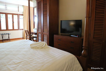 Bravo Resorts - Munting Paraiso 3*