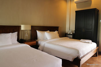 Bravo Resorts - Munting Paraiso 3*