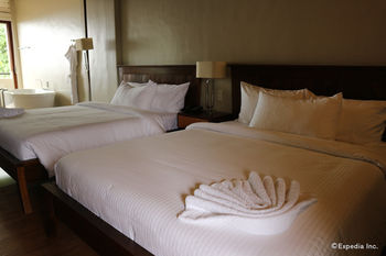Bravo Resorts - Munting Paraiso 3*