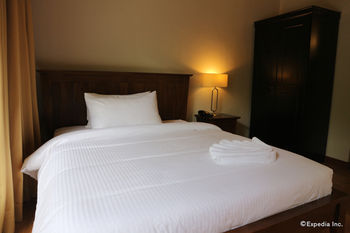 Bravo Resorts - Munting Paraiso 3*