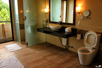 Bravo Resorts - Munting Paraiso 3*