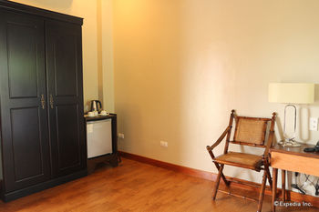 Bravo Resorts - Munting Paraiso 3*