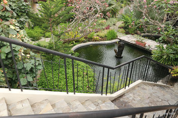 Bravo Resorts - Munting Paraiso 3*