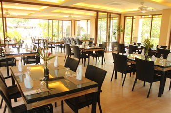 Bravo Resorts - Munting Paraiso 3*
